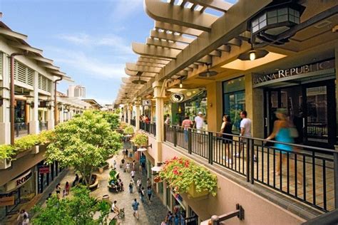 ala moana shopping center.